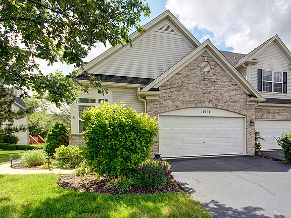 2nd image of 11961 Winterberry Ln