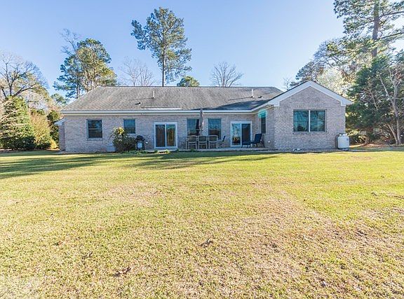 2nd image of 311 Walnut Creek Dr