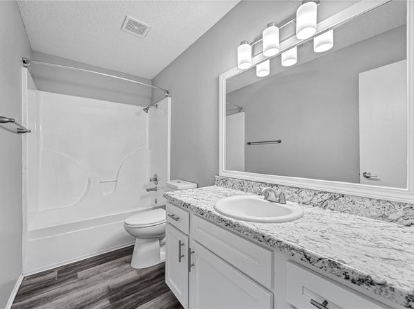 fayetteville-arkansas-448601819 picture