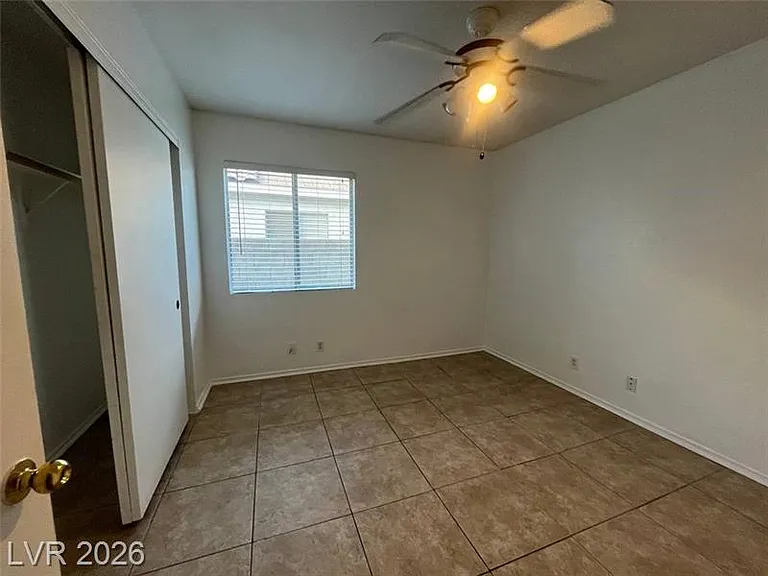 3657 Lucky Horseshoe Ct — Photo 10