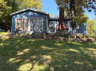 214 Ems R4 Ln, Pierceton, IN 46562