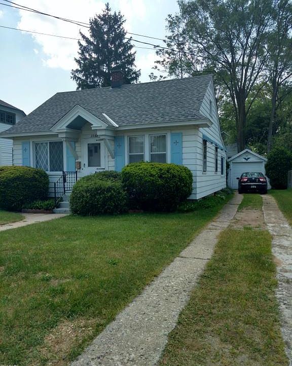 1st image of 1158 Hollywood St NE