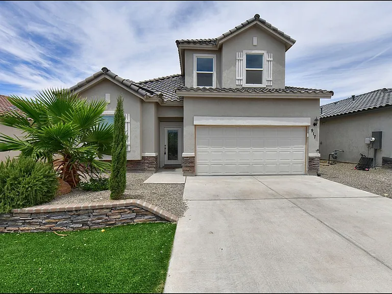 917 Odle Pl — Photo 1