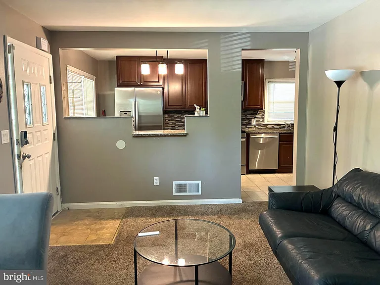 5112 Hollywood Rd — Photo 8