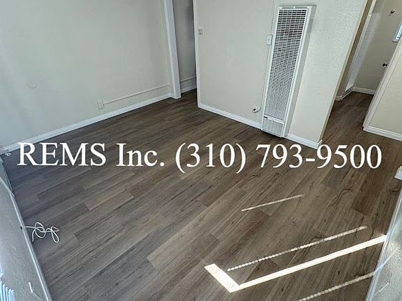2nd image of 4243.25 W Redondo Beach Blvd #0