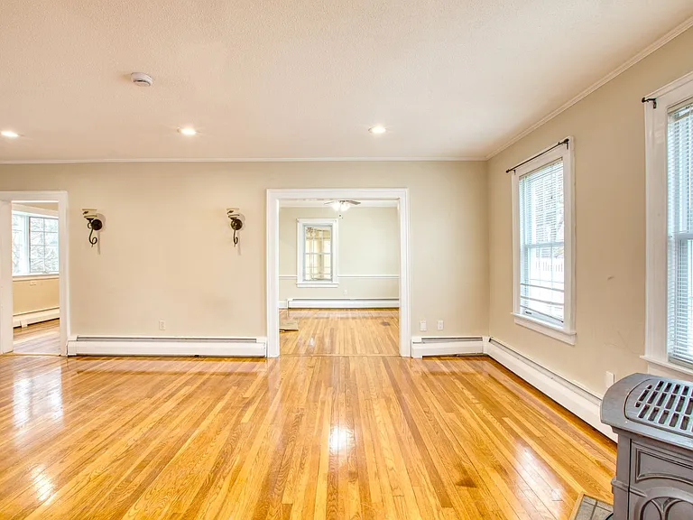117 John Ave — Photo 10