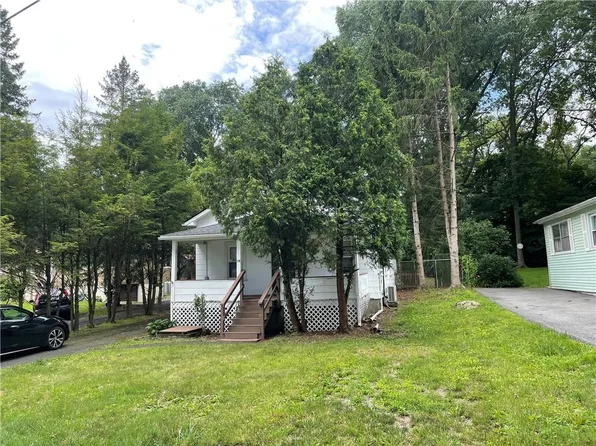 10 Wayne Avenue, Fort Montgomery, NY 10922