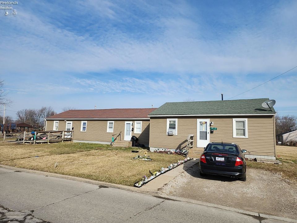 1st image of 1523 S Forest Dr