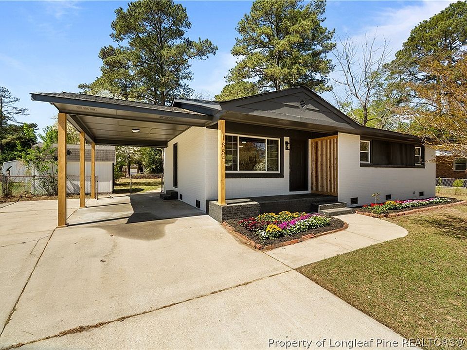 1st image of 1854 Camelot Dr