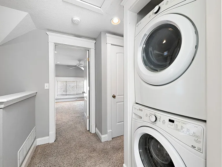 34th Street Duplex — Photo 17