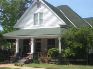 103 E Church St, Headland, AL 36345