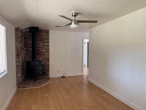 3rd image of 2387 W Waudman Ave