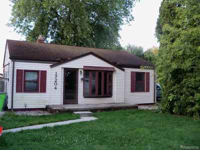 17204 Park Ln, Fraser, MI, 48026