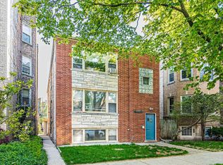 7530 N Oakley Ave, Chicago, IL 60645