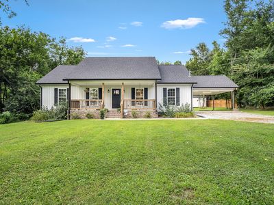 136 Beechwood Ave, Cornersville, TN, 37047