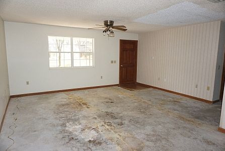 2nd image of 10460 Wildwood Dr