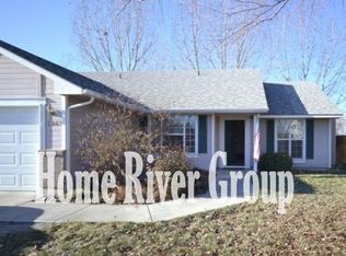 2865 N Wolverine Ave, Meridian, ID 83646