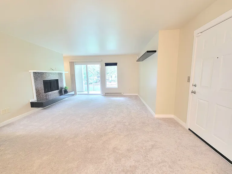 12303 Harbour Pointe Blvd — Photo 3