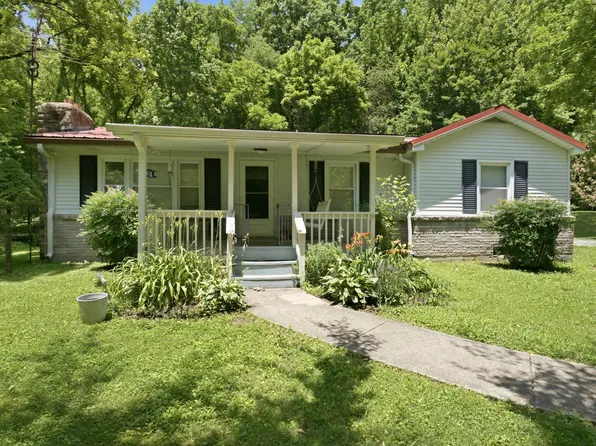 1821 Little Marrowbone Rd, Ashland City, TN 37015