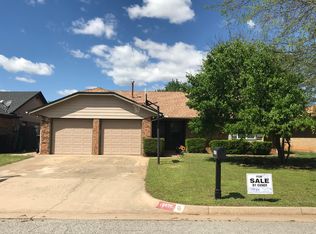 10425 Hollyhead Way, Yukon, OK 73099