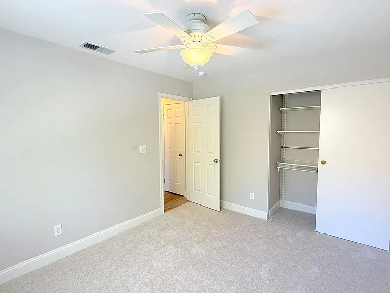 1040 Hill Meadow Pl — Photo 26