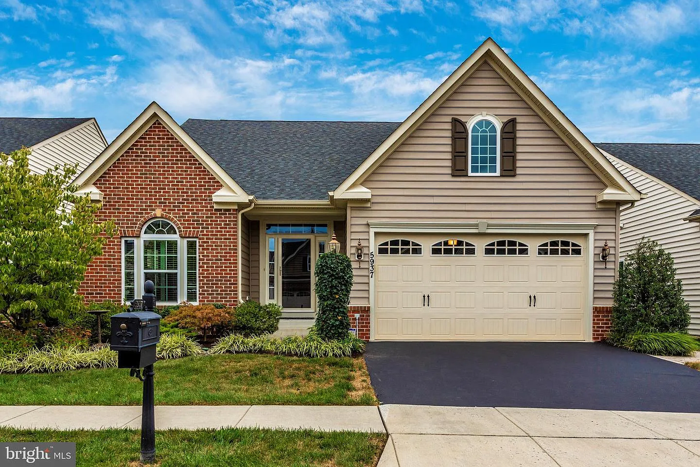 5937 Jacobean Pl photo 1