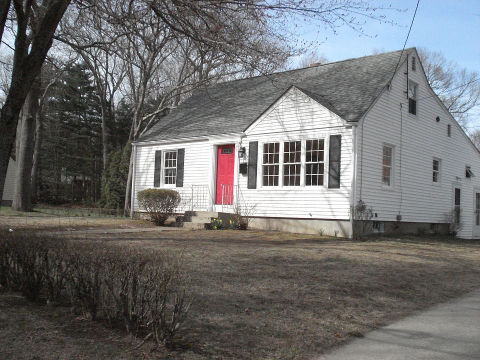 2nd image of 171 S Pierce Rd
