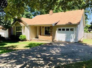 7 Green Oaks Cv, Maumelle, AR 72113