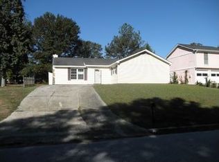 8815 Lexington Dr, Jonesboro, GA 30238