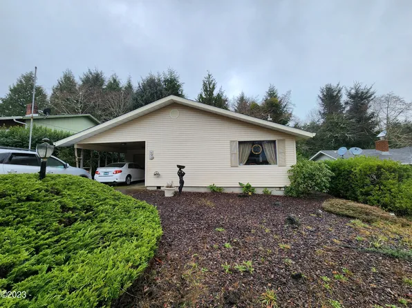 720 SE Ball Blvd, Waldport, OR 97394