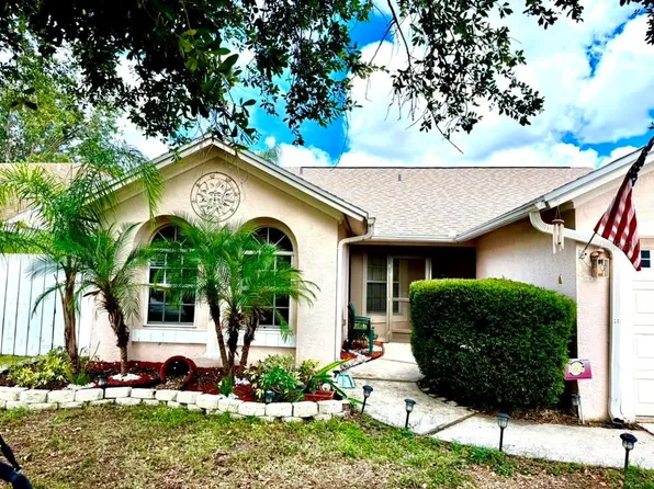 908 45th St E, Bradenton, FL 34208