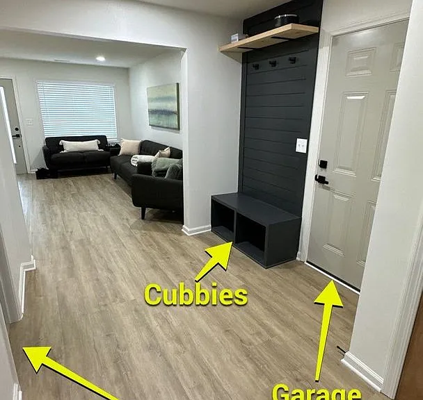 505 NW Holly Ln — Photo 10