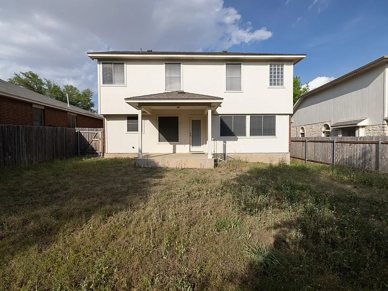 3410 Flowstone Ln — Photo 30