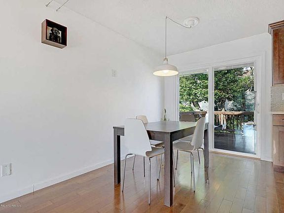 5th image of 642 Monmouth Ave
