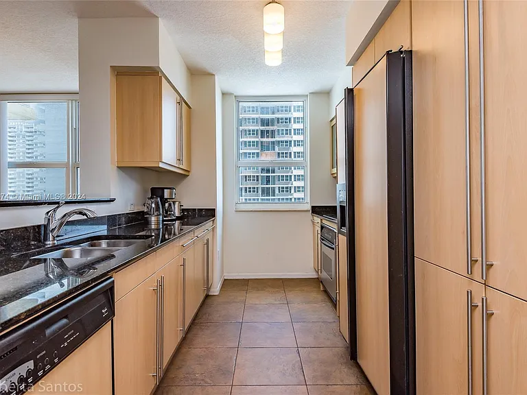 2080 S Ocean Dr #602 — Photo 16