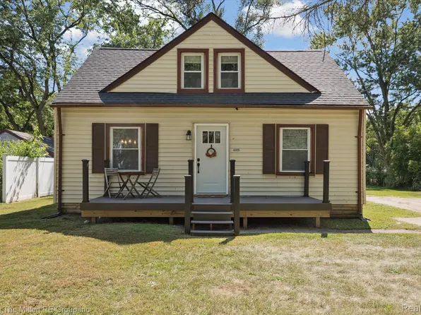 46695 Ayres Ave, Van Buren Township, MI 48111