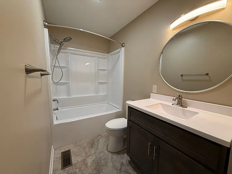 220 Brampton Rd — Photo 13