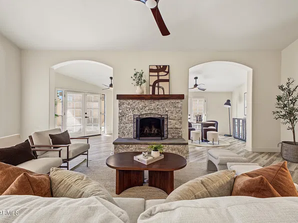 7638 E EDGEMONT Avenue, Scottsdale, AZ 85257