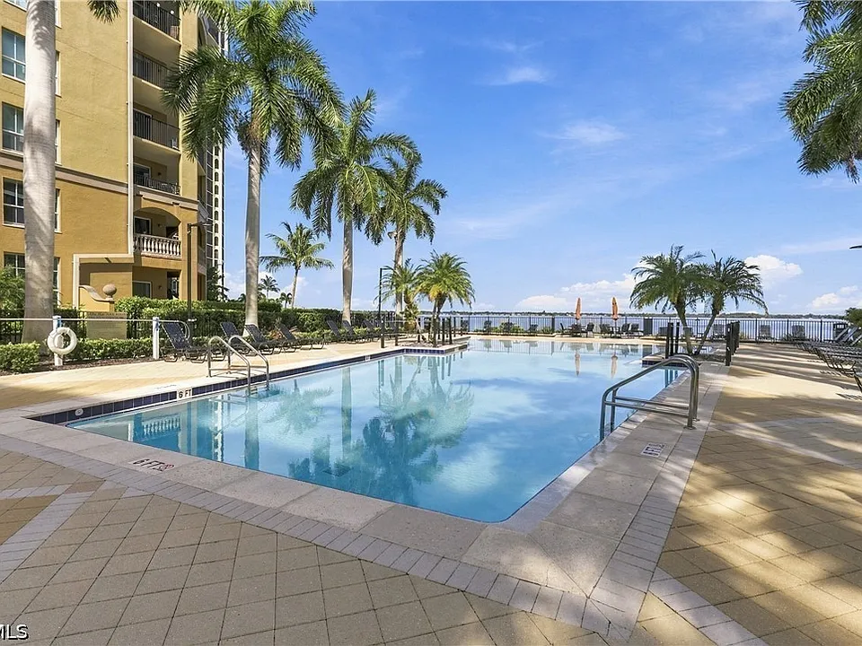 2825 Palm Beach Blvd #410