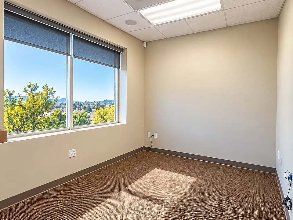 890 Eastlake Pkwy #200