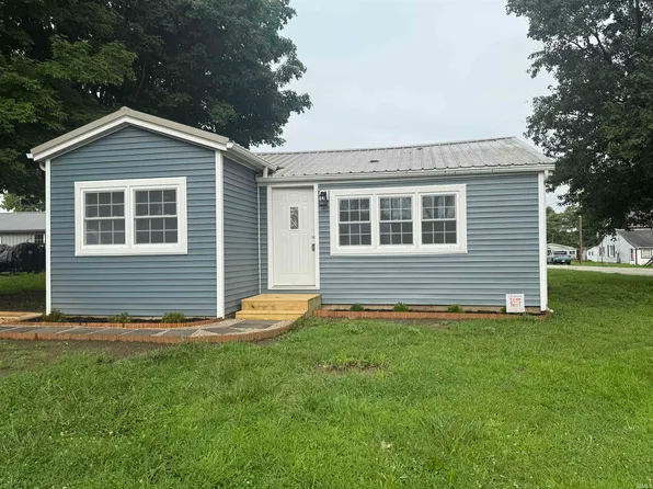 762 Colorado St, Andrews, IN 46702