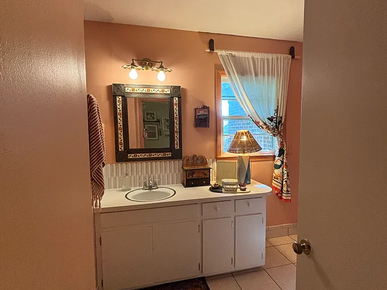 3836 Conrad Dr — Photo 15