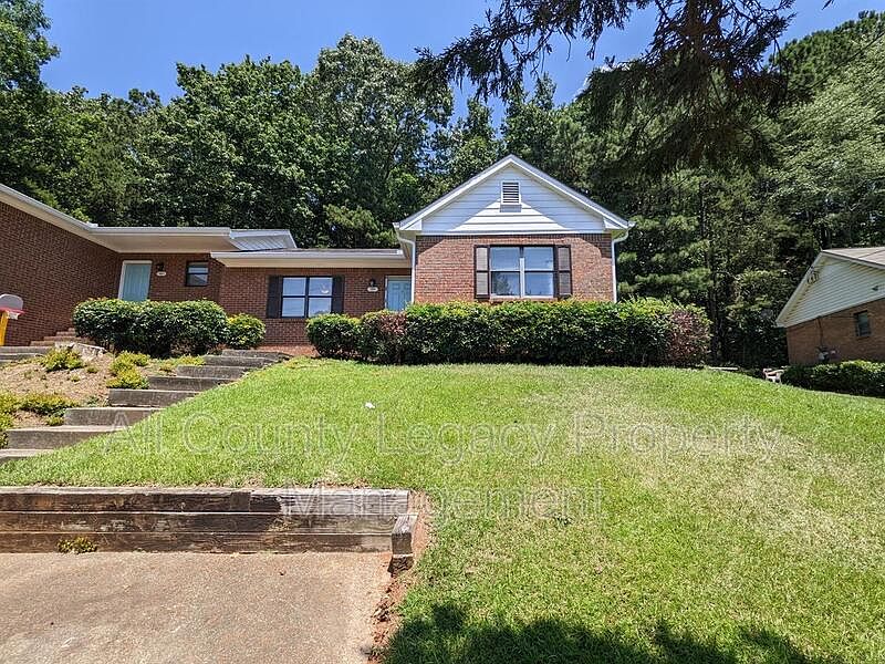 1st image of 3165 Sarah Lou Dr