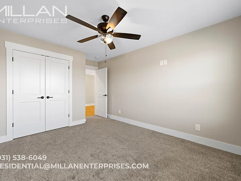 1069 Veridian Dr #Drive;-unit B — Photo 40