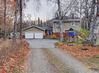17435 E Idle Dr, Palmer, AK 99645