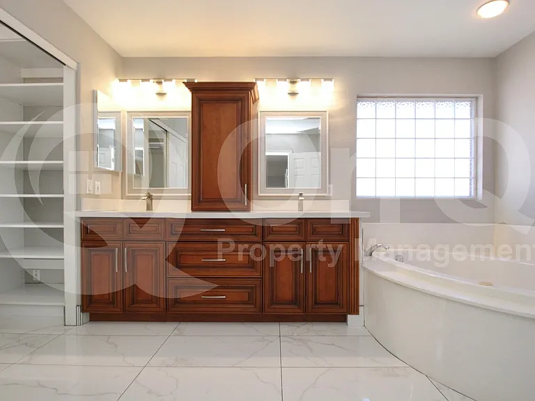 7650 E Williams Dr #1012 — Photo 23