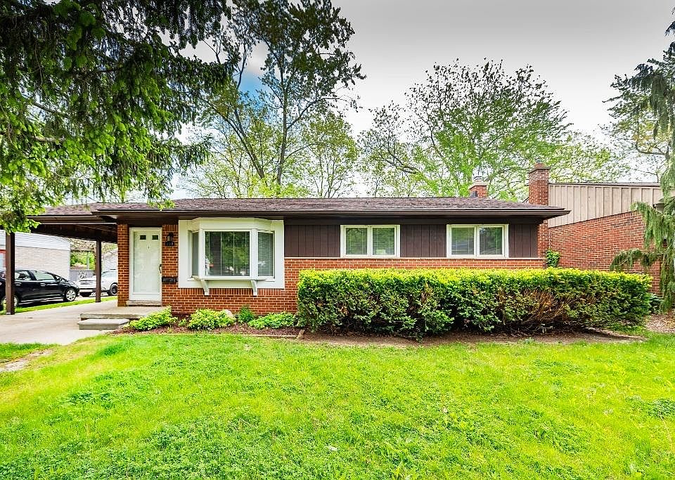 1st image of 690 Archwood Dr