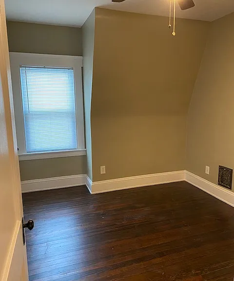 1296 Hird Ave #1296 — Photo 2