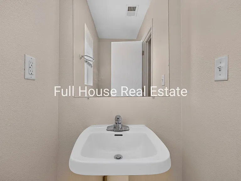7320 Quartzite Ave NW — Photo 39