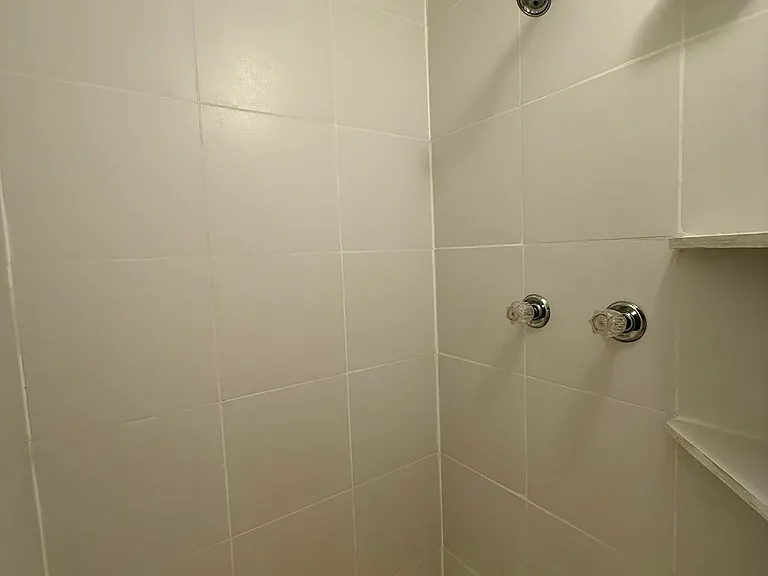 516 S Meldrum St #5 — Photo 22